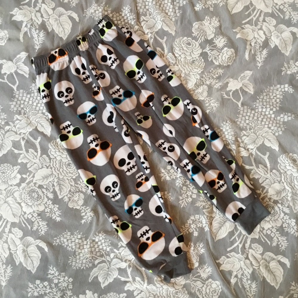 Set for Donation!!! Skull Fleece | Lounge Pants - Picture 1 of 3